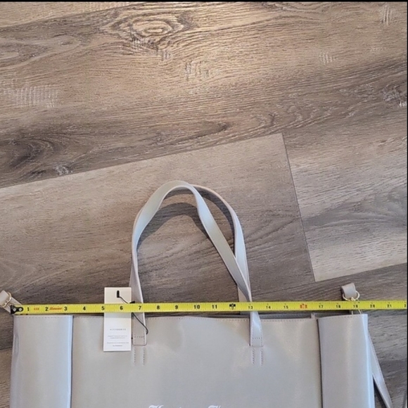 LA/TC Never Ending Tote - HAMPTONS Cream - Picture 9 of 9